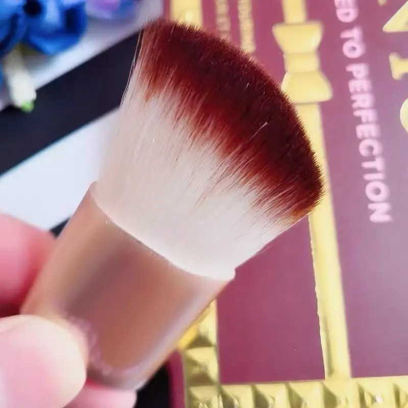 مجموعة أدوات مكياج جديدة: بودر - مراجعة Beauty Makeup News وسعره