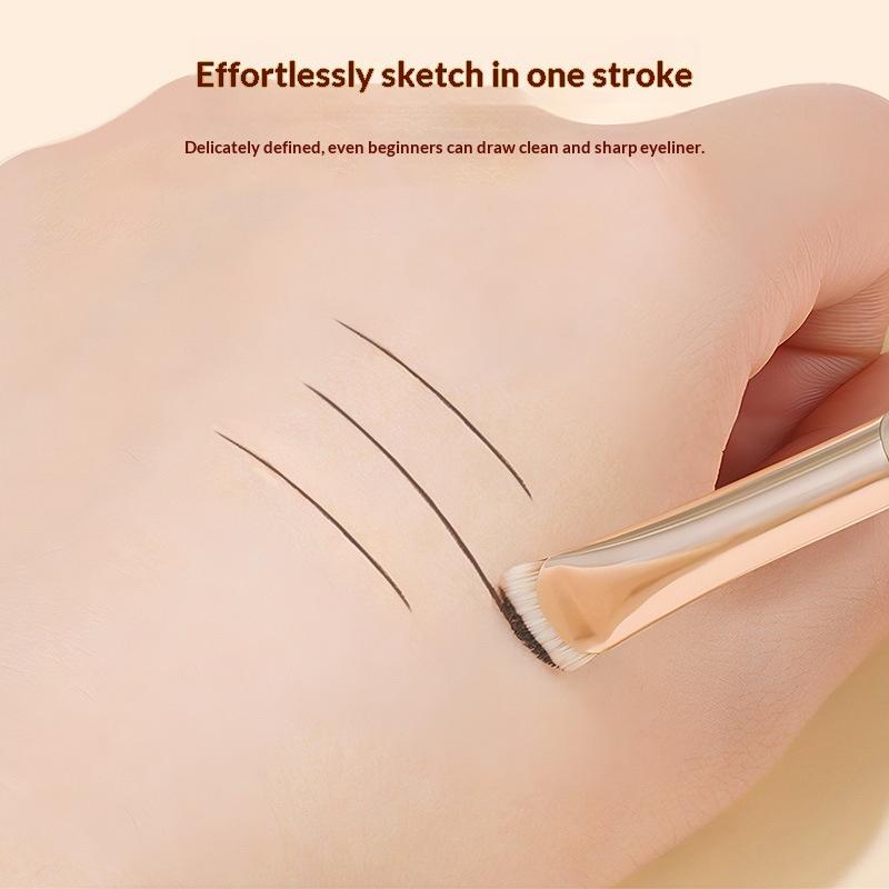فرشاة مكياج عيون منحنية جديدة  - مراجعة Beauty Makeup News وسعره