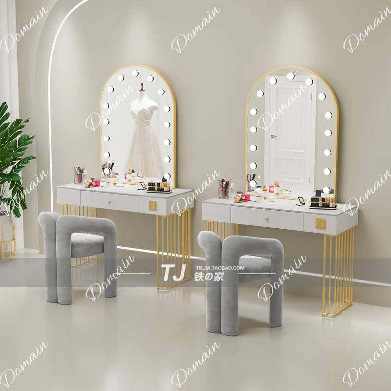 طاولة تجميل احترافية فاخرة N5  - مراجعة Beauty Makeup Studio وسعره