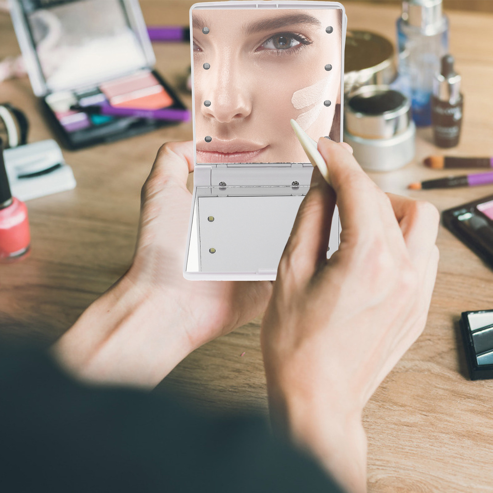 مرآة مكياج LED قابلة للطي، قاب - مراجعة Beauty Makeup Definition وسعره