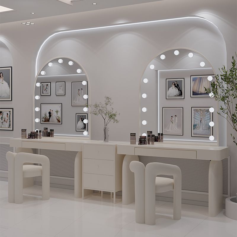 طاولة مكياج مع مصباح، طاولة مك - مراجعة Beauty Makeup Studio وسعره