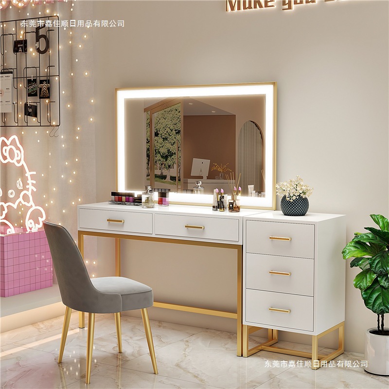 مسمار الفن ماكياج الفنان استود - مراجعة Beauty Makeup Studio وسعره